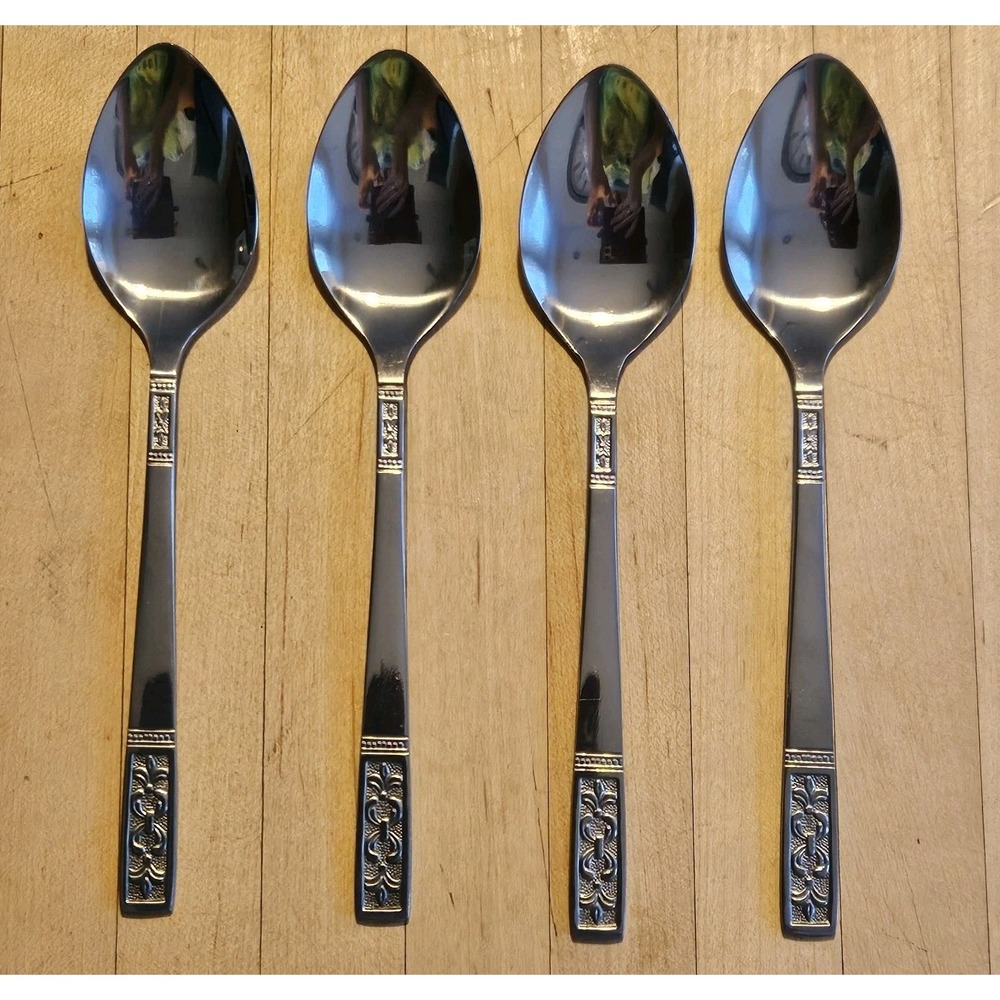 Vintage Customcraft Taiwan Set Of 4 Fleur De Lis Teaspoons Stainless Steel